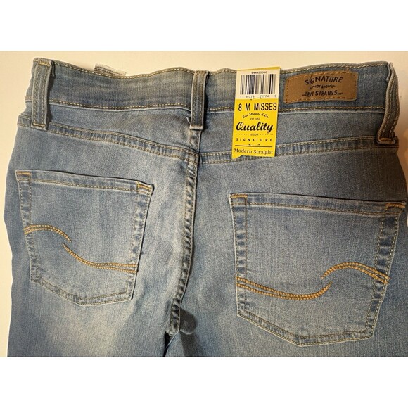 NWT Levi Strauss Women’s Simply Stretch Straight Leg Jeans Size 8 Blue Mid Rise - Picture 11 of 12